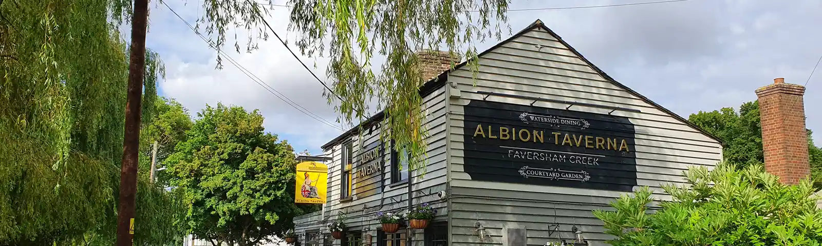 Albion Taverna
