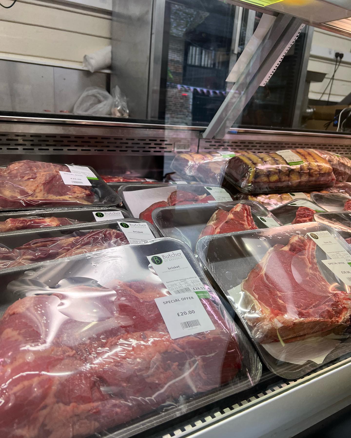 400076243 18018972316896283 4604363114561127161 N