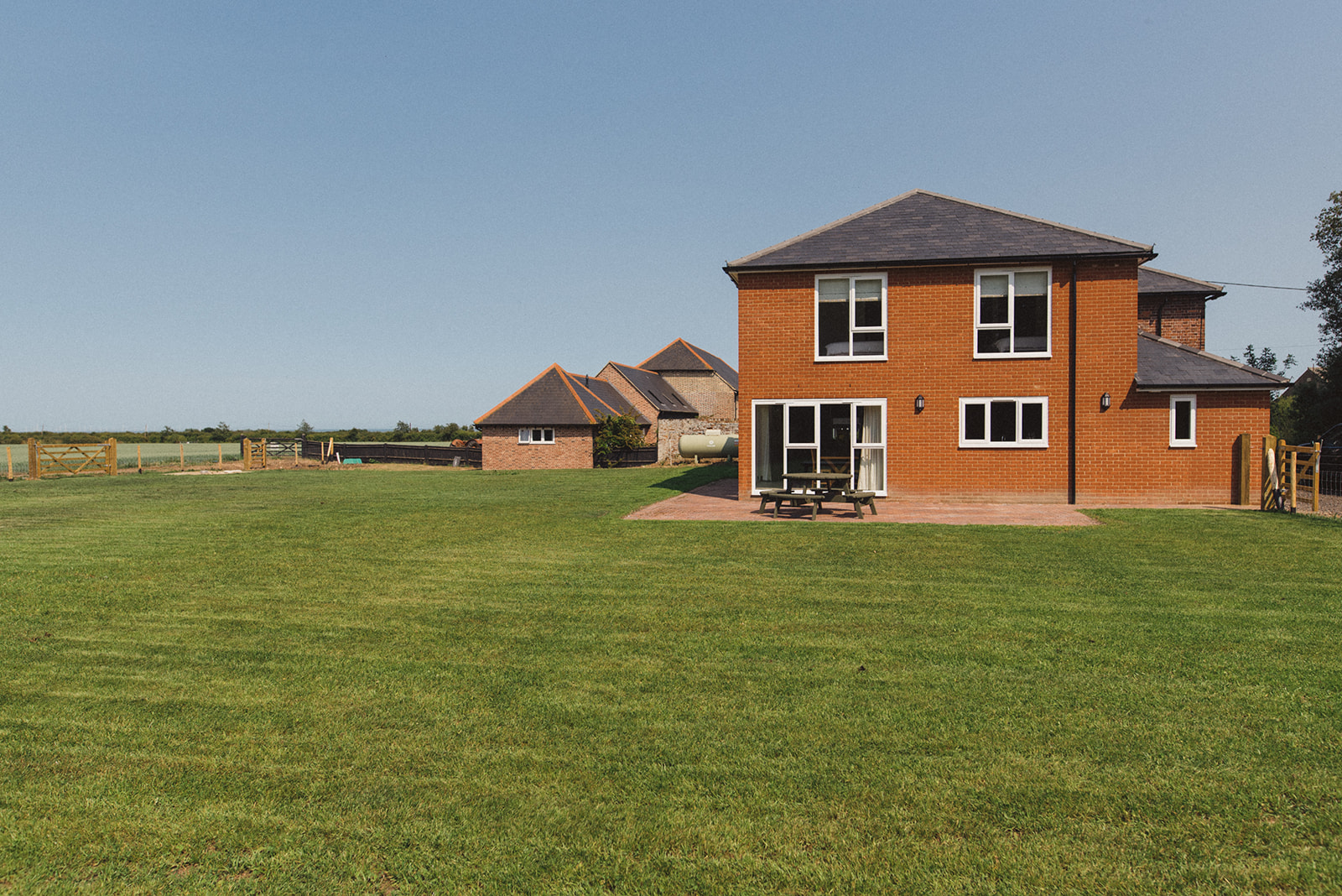 To Replace First Image On Scroller Gallery At Bottom Of 'The Farmhouse' Page