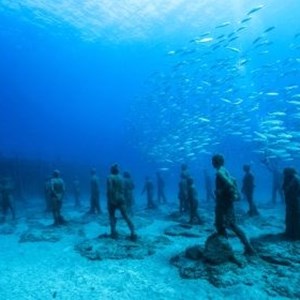 52cbd22a-bf32-4cfc-82bf-f8a643942467-Crossing_The_Rubicon_Lanzarote_00773_Jason_deCaires_Taylor-420x280.jpg