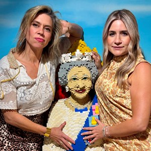 Lou Sanders & Harriet Kemsley – warm ups