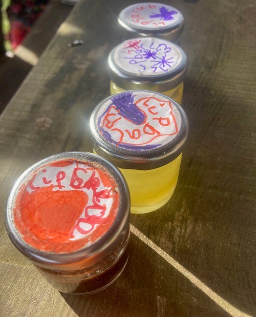 5661e3b3-98aa-4b81-bf34-53e3fbab414b-Lip Scrubs.jpg