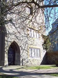 minster-gatehouse-museum-with-abbey-in-background.jpg