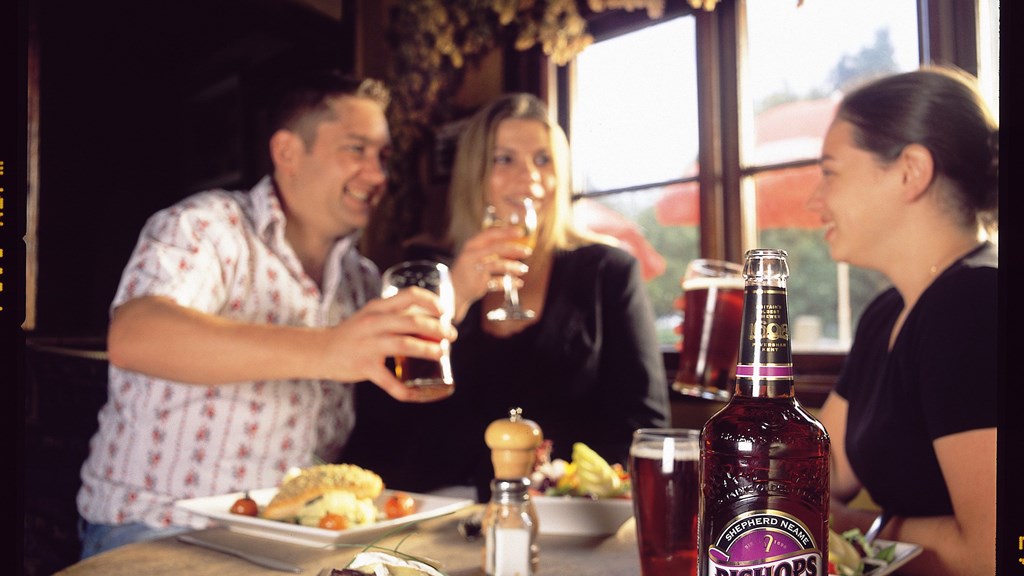 shepherd-neame-bar-meal-and-drink (1).jpg