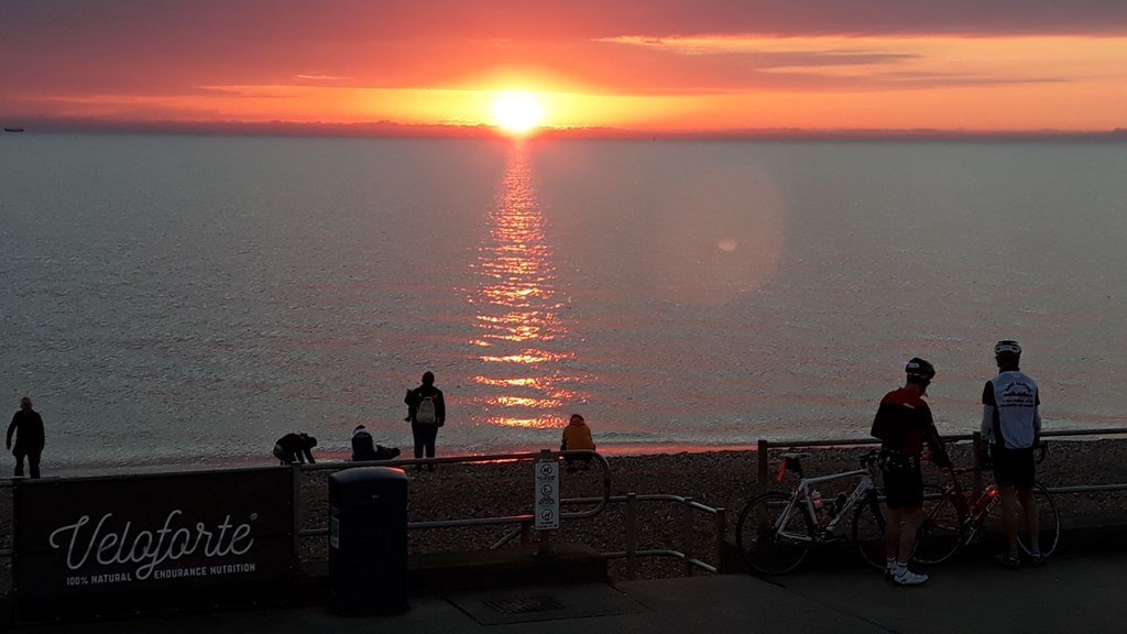 Chase The Sun Sunrise 2019