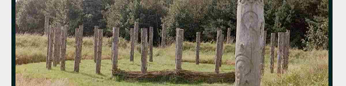 Replica Henge At The Meads