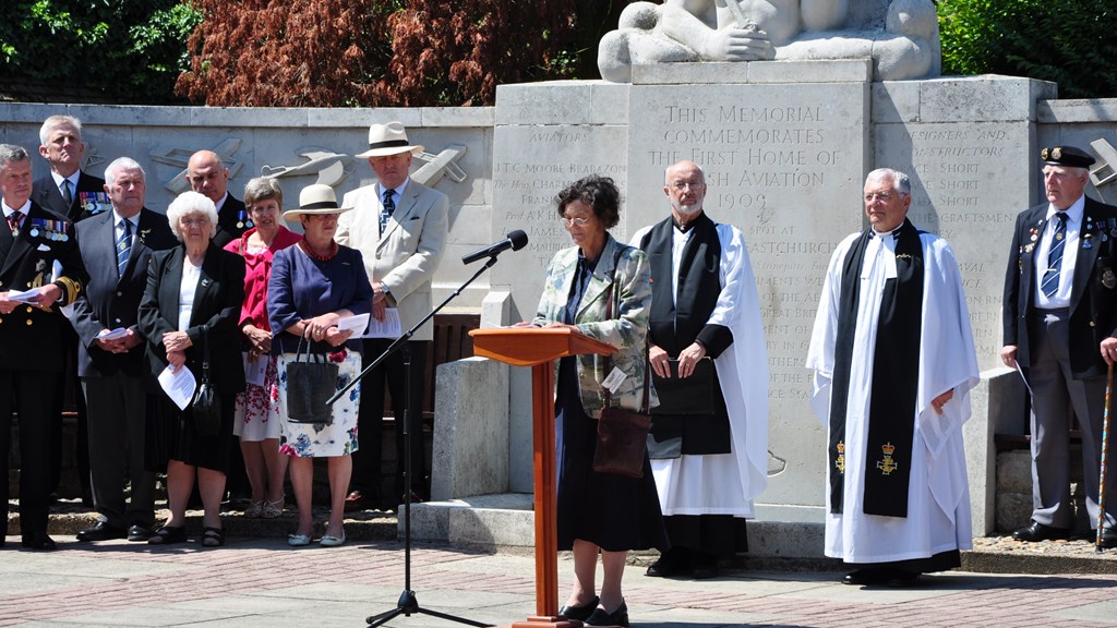 Eastchurch Observance Pic 2 2014.jpg