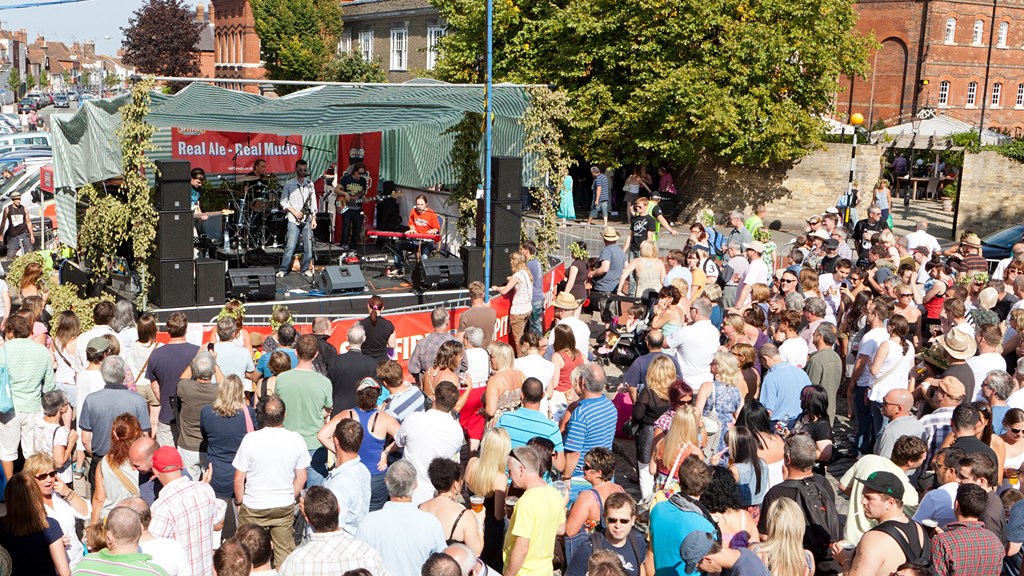 Faversham Hop Festival Crowd