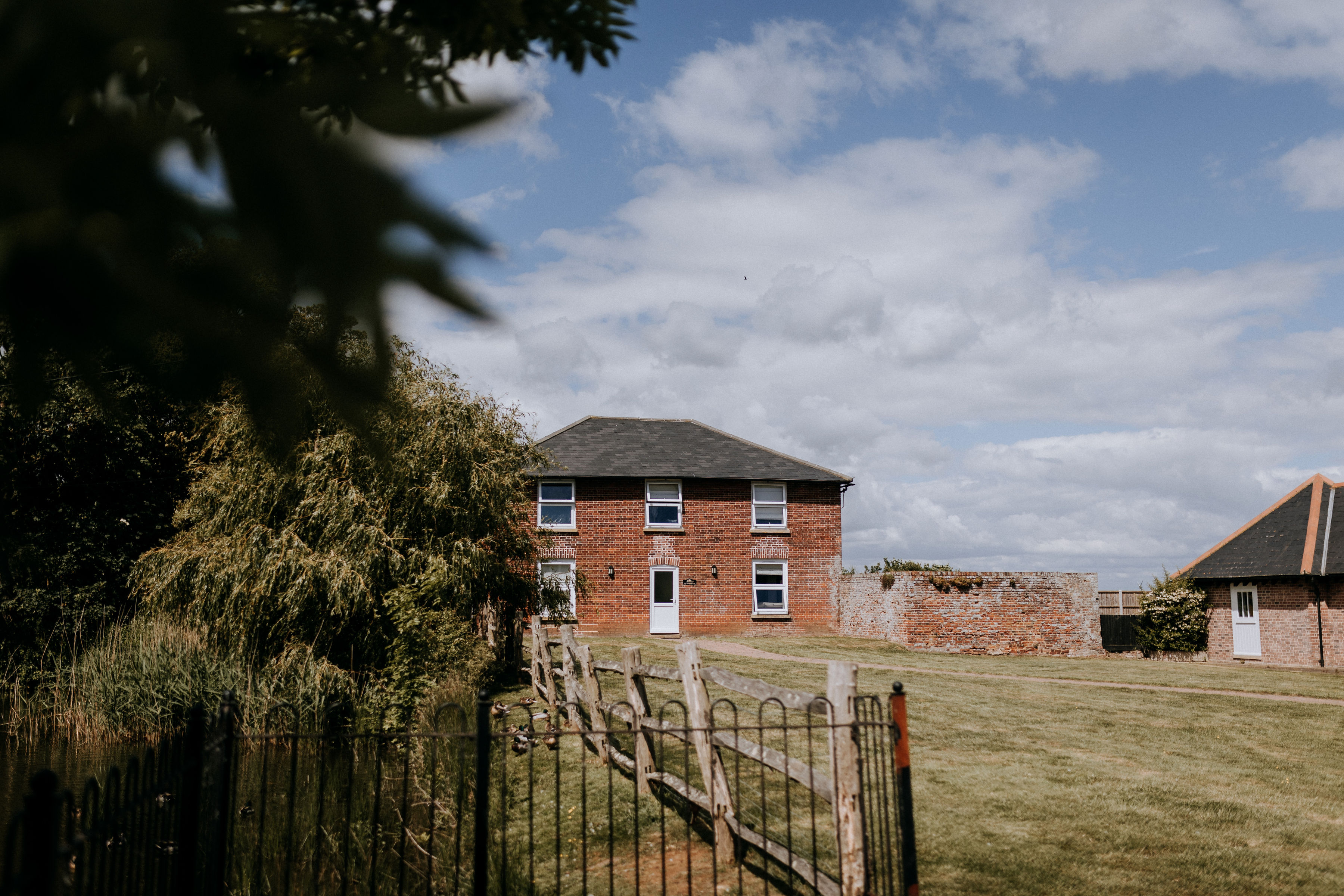 Liz & Nick Chris Blackledge (4)