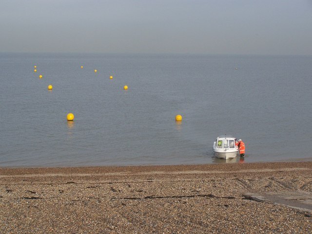 Minster Shingle Bank Beach Image.jpg